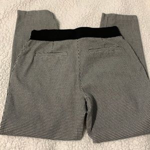 New day Black white design pants